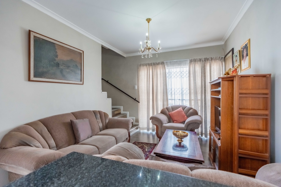 2 Bedroom Property for Sale in Westcliff KwaZulu-Natal