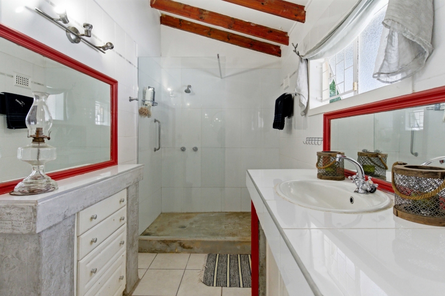 3 Bedroom Property for Sale in Crestholme KwaZulu-Natal