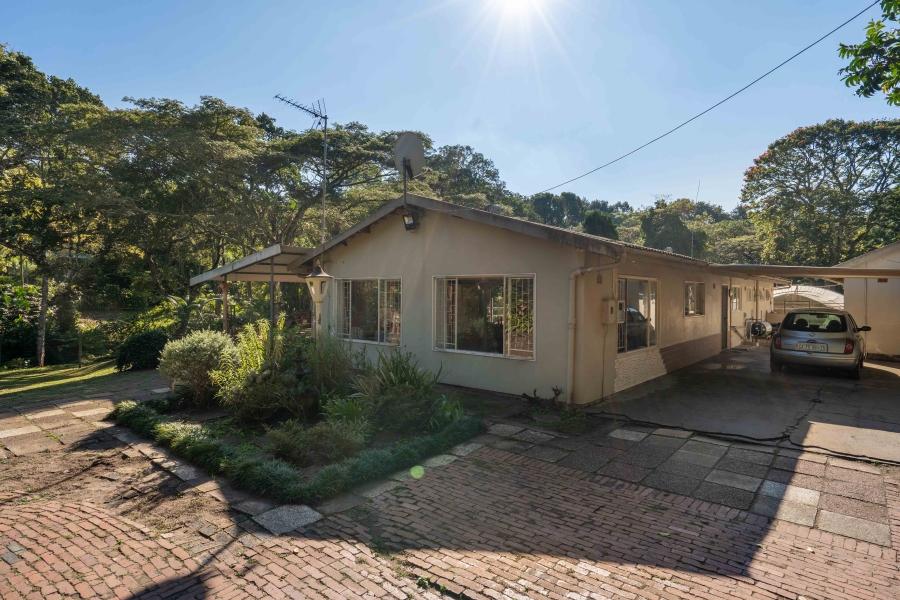 3 Bedroom Property for Sale in Crestholme KwaZulu-Natal