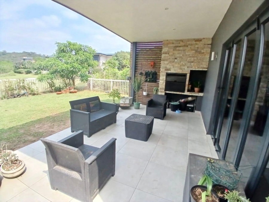 To Let 3 Bedroom Property for Rent in Salt Rock KwaZulu-Natal