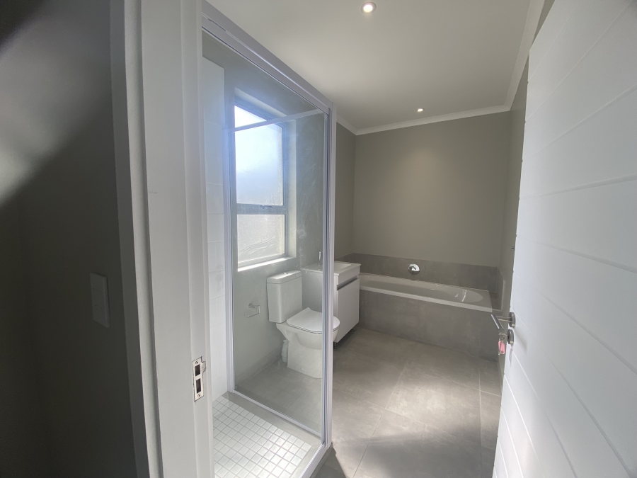 3 Bedroom Property for Sale in Lalela Estate KwaZulu-Natal