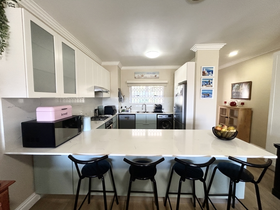 4 Bedroom Property for Sale in Ballito Central KwaZulu-Natal