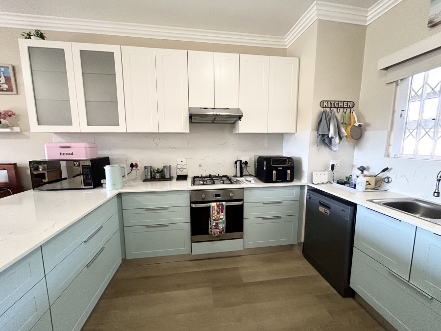 4 Bedroom Property for Sale in Ballito Central KwaZulu-Natal
