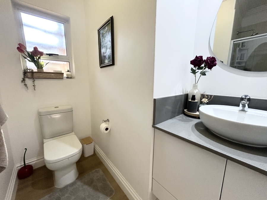 4 Bedroom Property for Sale in Ballito Central KwaZulu-Natal