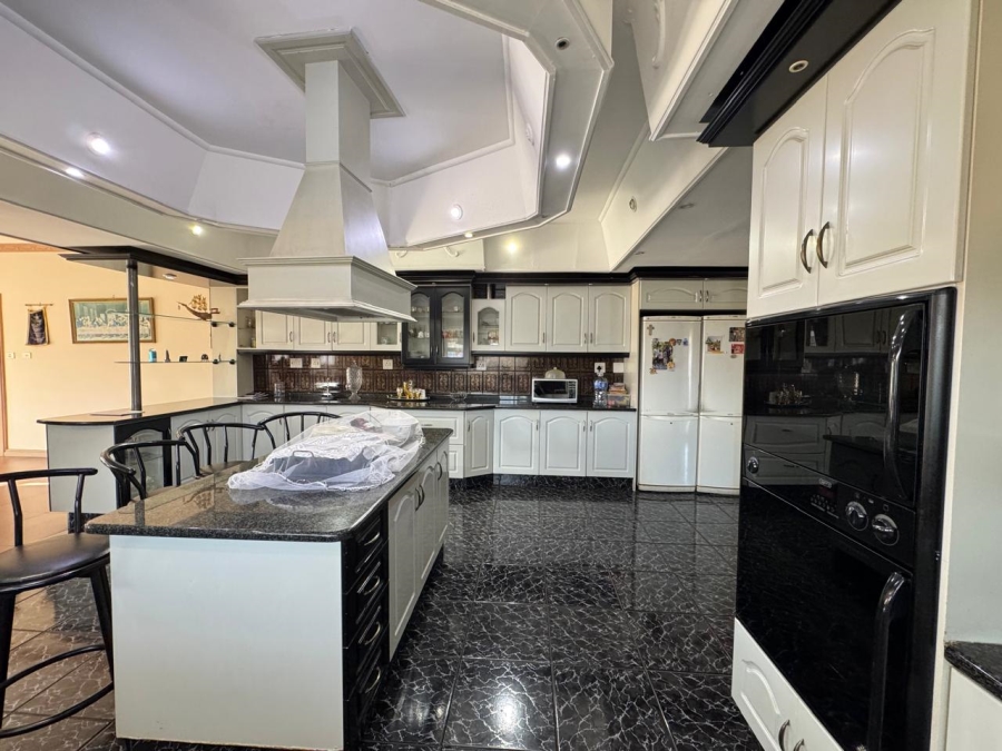 Commercial Property for Sale in Gandhinagar KwaZulu-Natal