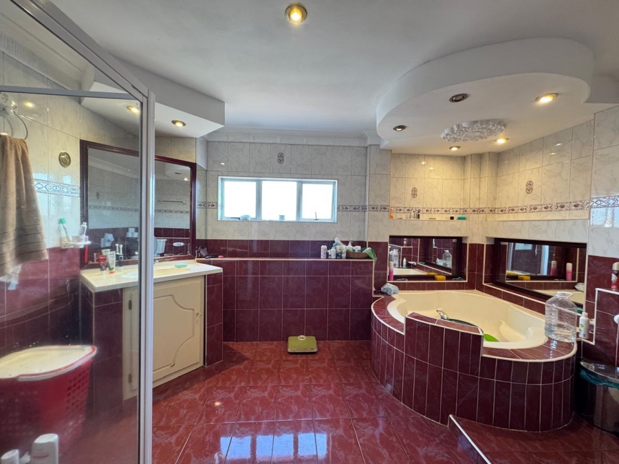 Commercial Property for Sale in Gandhinagar KwaZulu-Natal