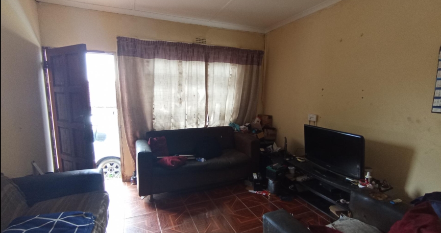 2 Bedroom Property for Sale in Lovu KwaZulu-Natal