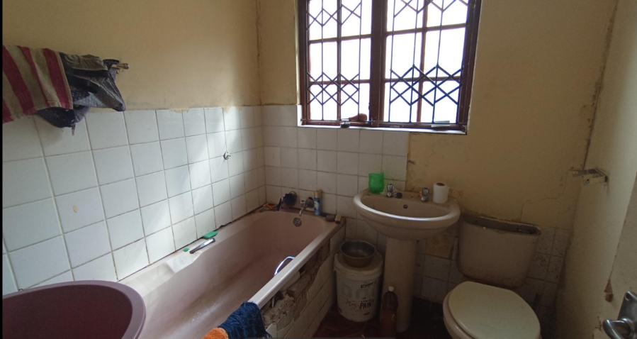 2 Bedroom Property for Sale in Lovu KwaZulu-Natal