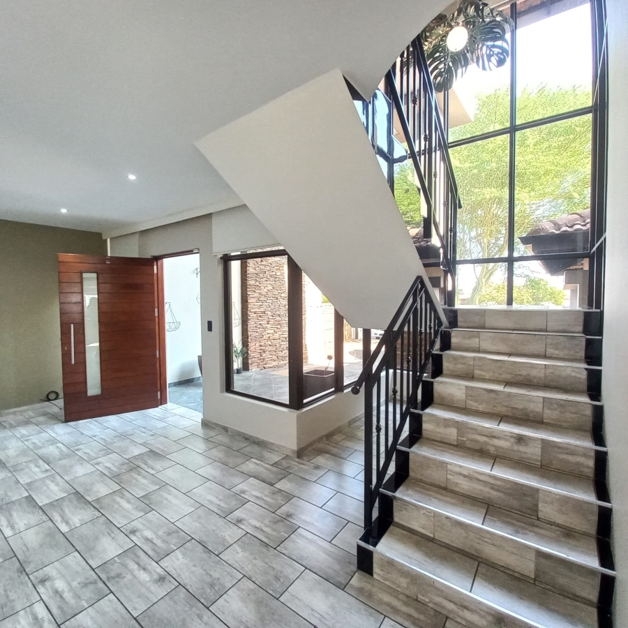 4 Bedroom Property for Sale in Izinga KwaZulu-Natal