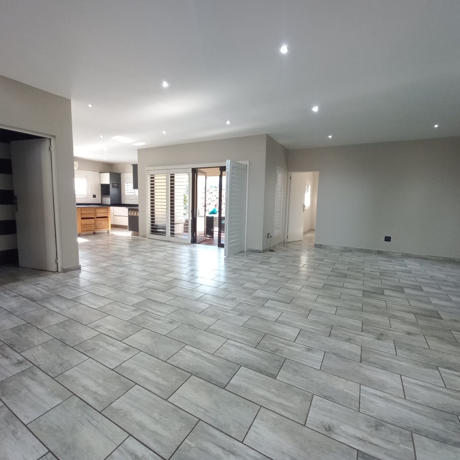 4 Bedroom Property for Sale in Izinga KwaZulu-Natal