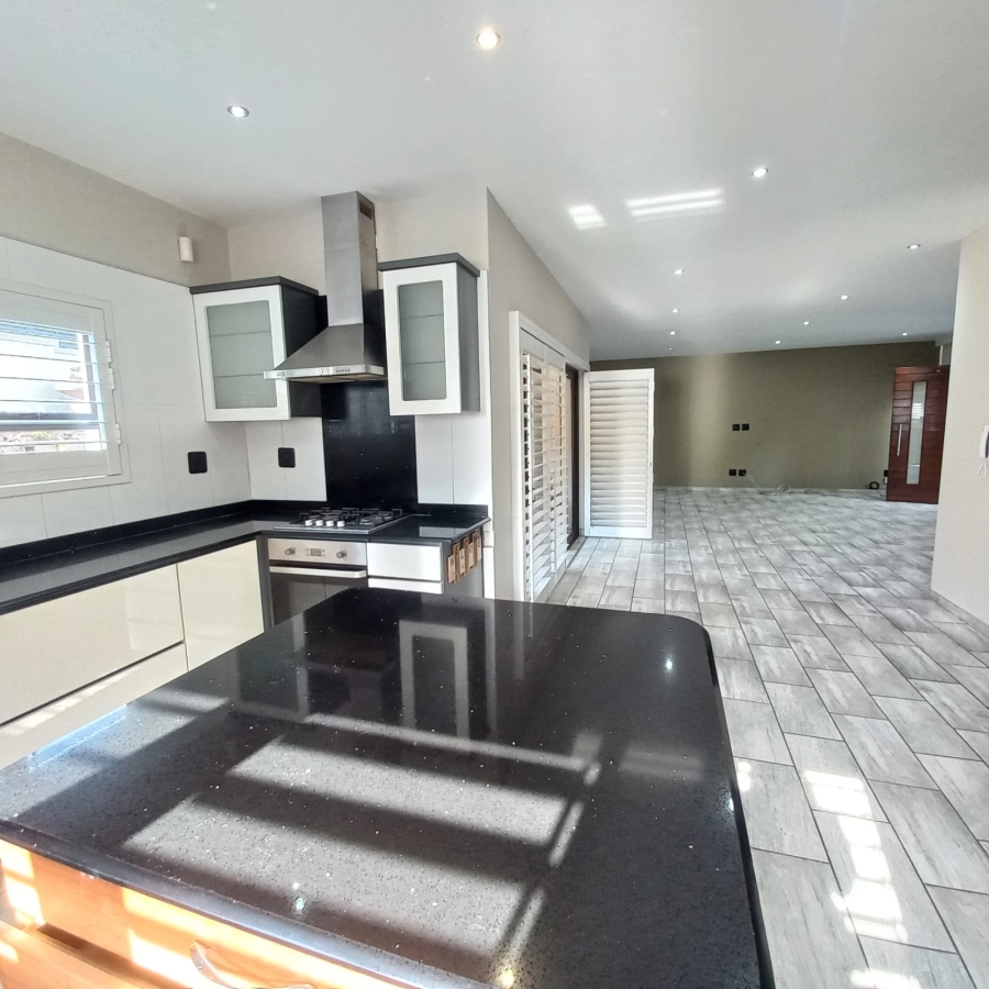 4 Bedroom Property for Sale in Izinga KwaZulu-Natal