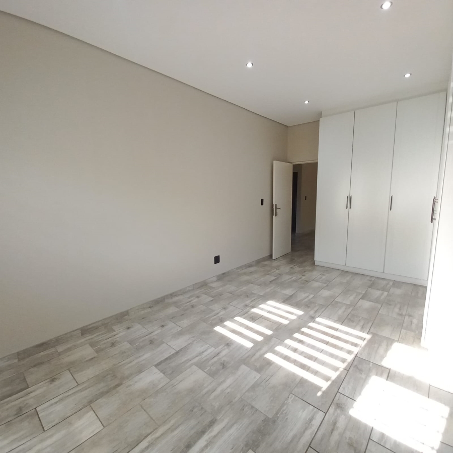 4 Bedroom Property for Sale in Izinga KwaZulu-Natal