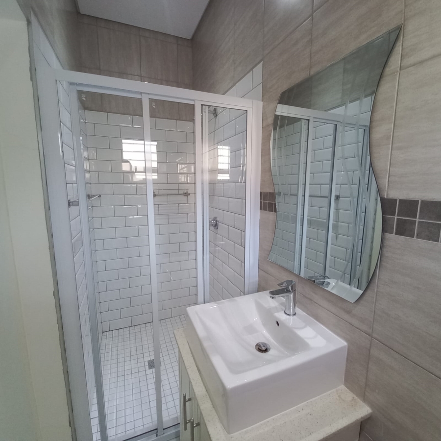 4 Bedroom Property for Sale in Izinga KwaZulu-Natal