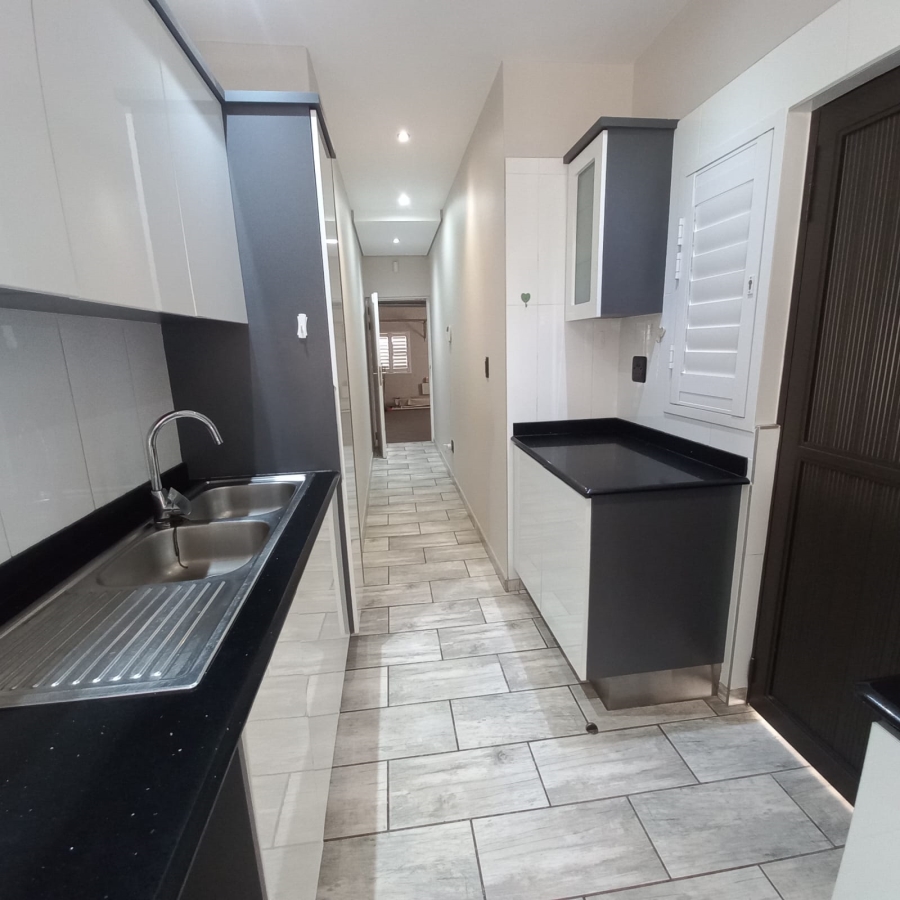 4 Bedroom Property for Sale in Izinga KwaZulu-Natal