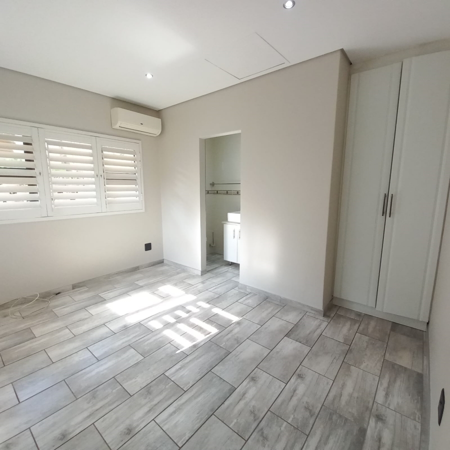 4 Bedroom Property for Sale in Izinga KwaZulu-Natal