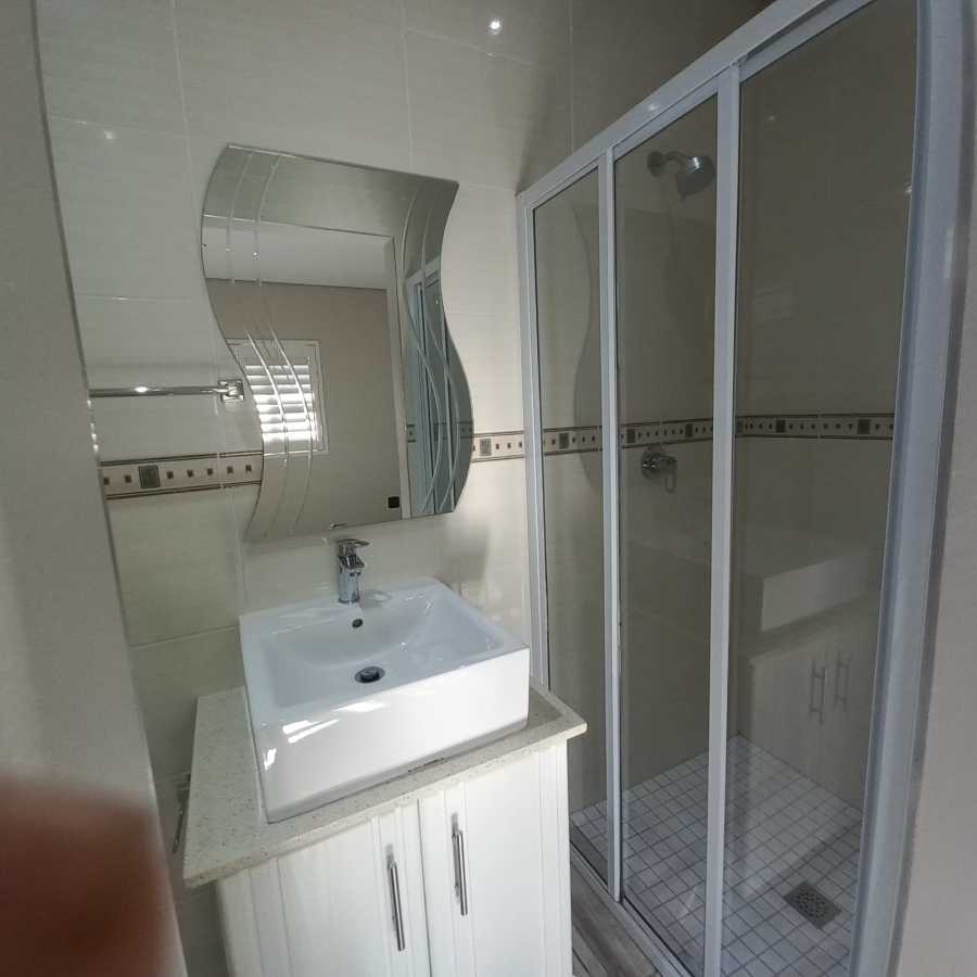 4 Bedroom Property for Sale in Izinga KwaZulu-Natal