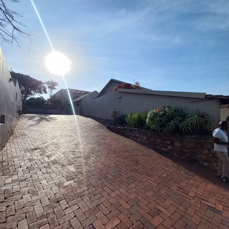 2 Bedroom Property for Sale in Umhlanga KwaZulu-Natal