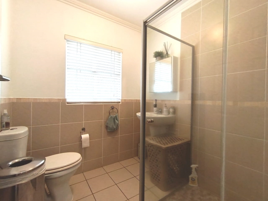 To Let 1 Bedroom Property for Rent in Caledon Estate KwaZulu-Natal