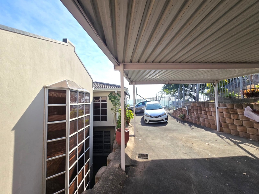 4 Bedroom Property for Sale in Reservoir Hills KwaZulu-Natal