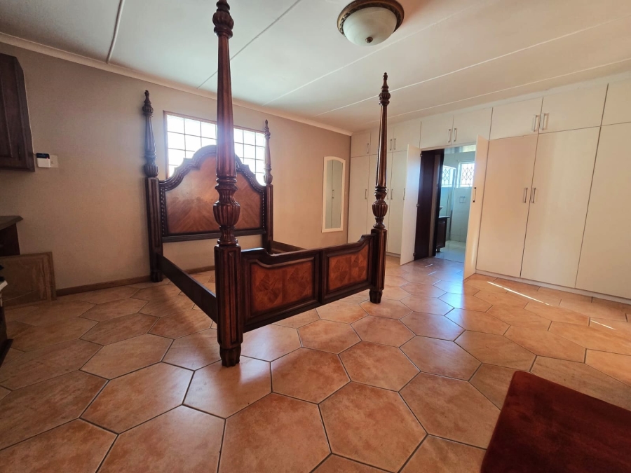 4 Bedroom Property for Sale in Reservoir Hills KwaZulu-Natal