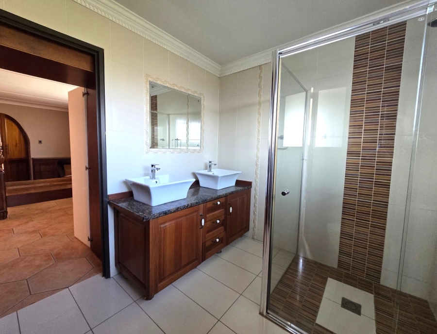 4 Bedroom Property for Sale in Reservoir Hills KwaZulu-Natal