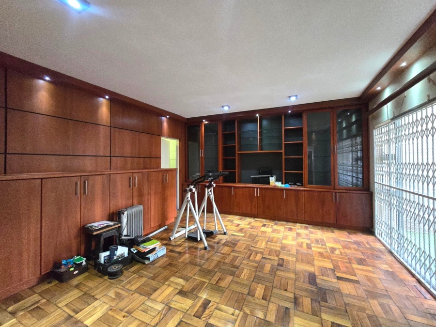 4 Bedroom Property for Sale in Reservoir Hills KwaZulu-Natal