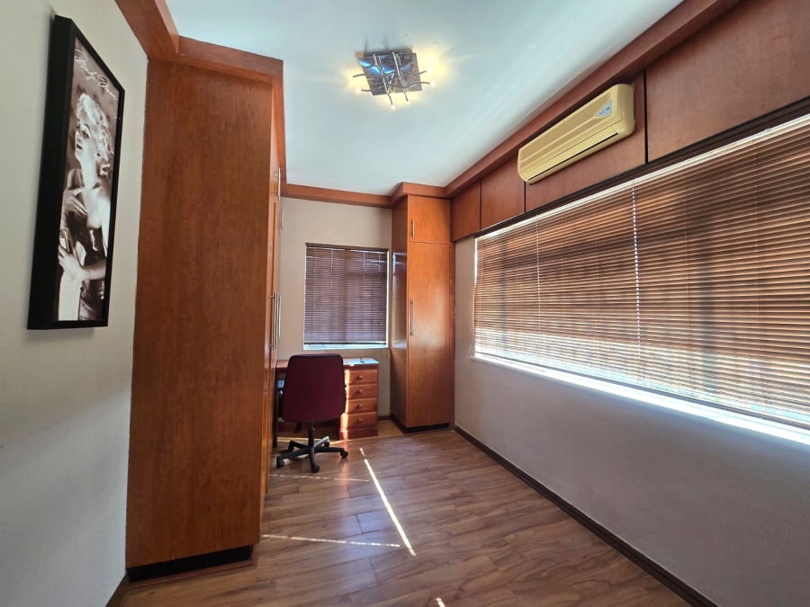 4 Bedroom Property for Sale in Reservoir Hills KwaZulu-Natal
