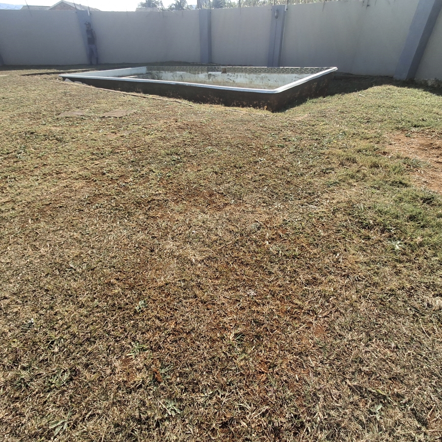 1 Bedroom Property for Sale in Dunveria KwaZulu-Natal
