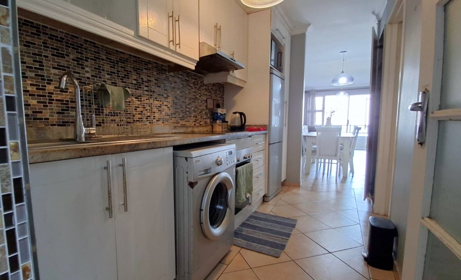 To Let 2 Bedroom Property for Rent in Westbrook KwaZulu-Natal