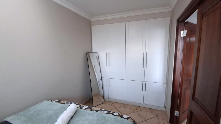 To Let 2 Bedroom Property for Rent in Westbrook KwaZulu-Natal