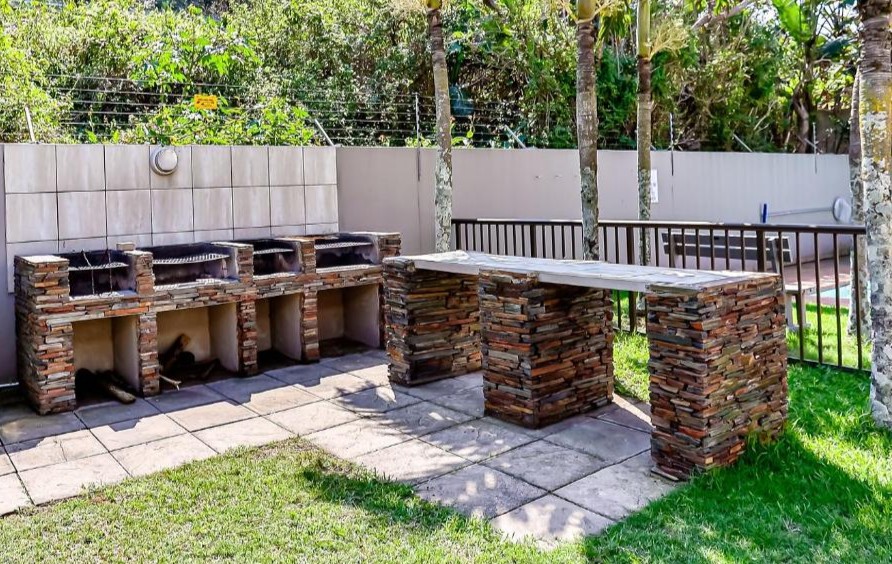 To Let 2 Bedroom Property for Rent in Westbrook KwaZulu-Natal