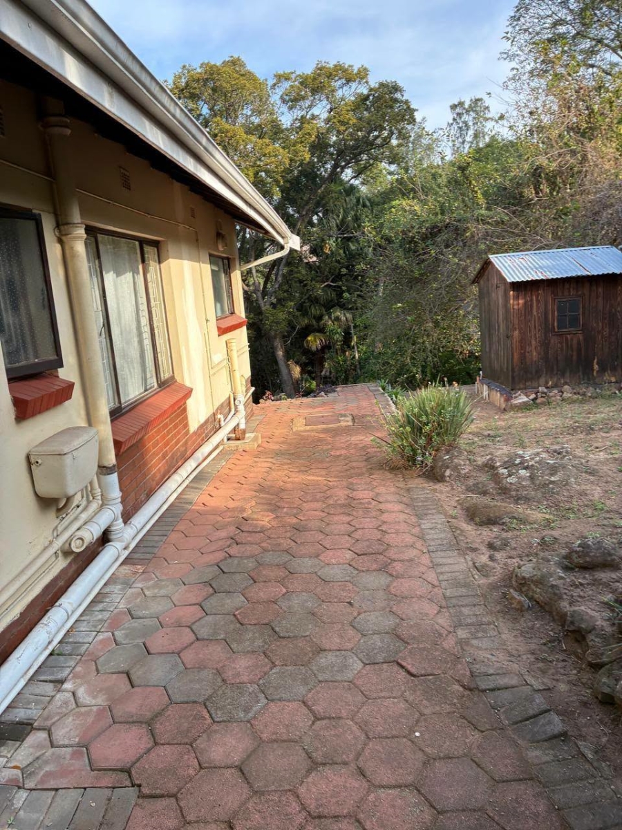 4 Bedroom Property for Sale in Dawncliffe KwaZulu-Natal