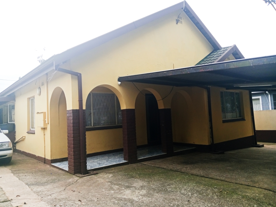 4 Bedroom Property for Sale in Raisethorpe KwaZulu-Natal