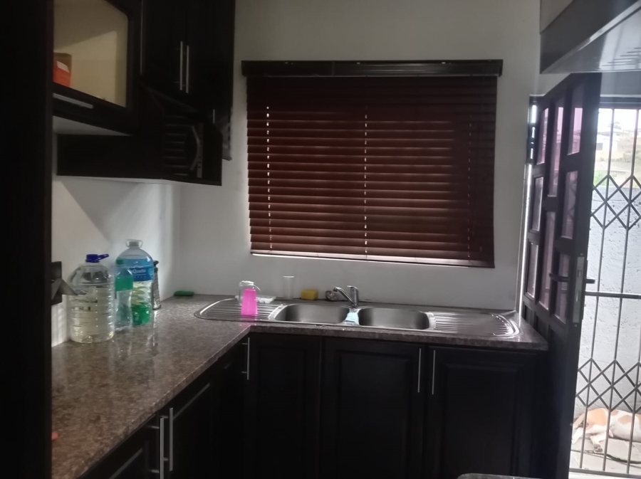 4 Bedroom Property for Sale in Lovu KwaZulu-Natal