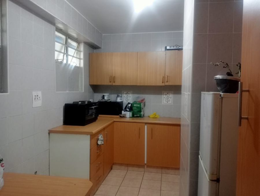 To Let 2 Bedroom Property for Rent in Esplanade KwaZulu-Natal