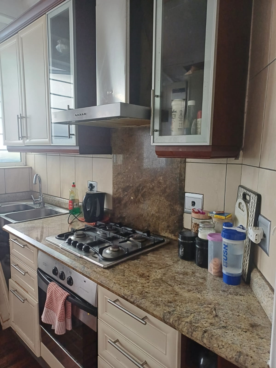 To Let 2 Bedroom Property for Rent in Essenwood KwaZulu-Natal