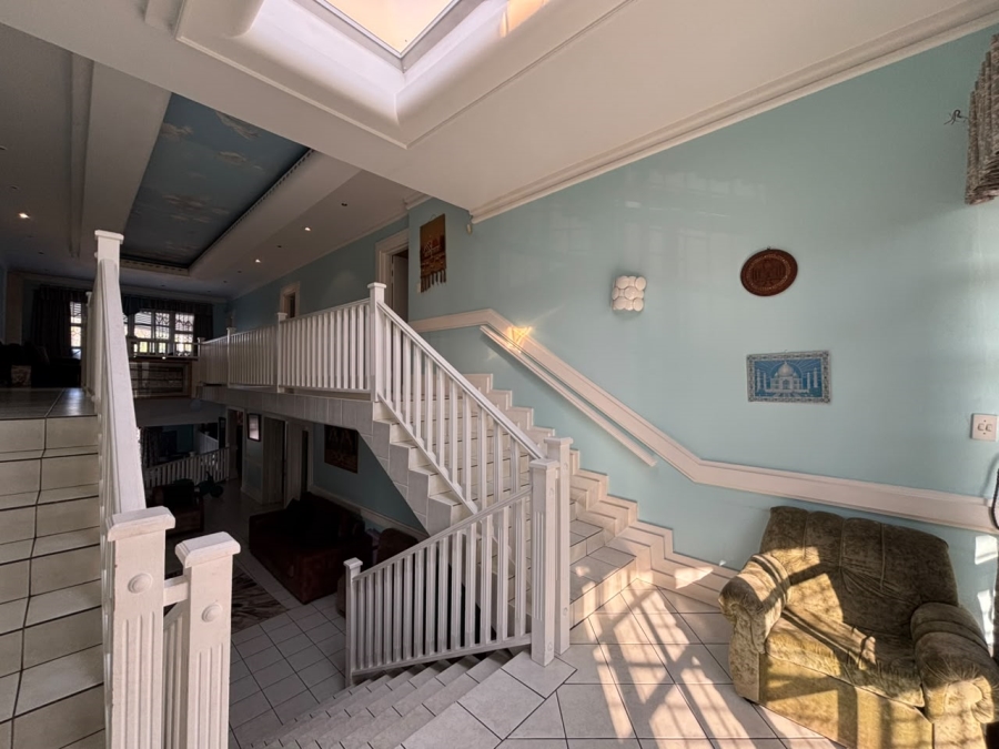 To Let 5 Bedroom Property for Rent in Sherwood KwaZulu-Natal