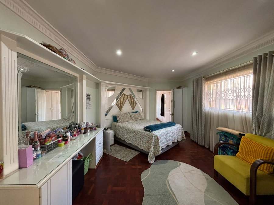 To Let 5 Bedroom Property for Rent in Sherwood KwaZulu-Natal