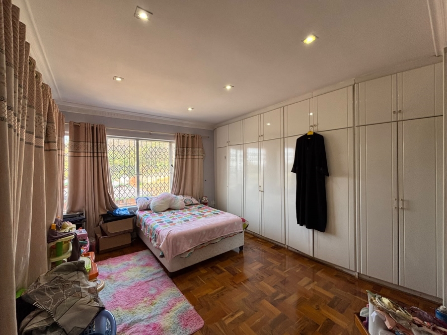 To Let 5 Bedroom Property for Rent in Sherwood KwaZulu-Natal