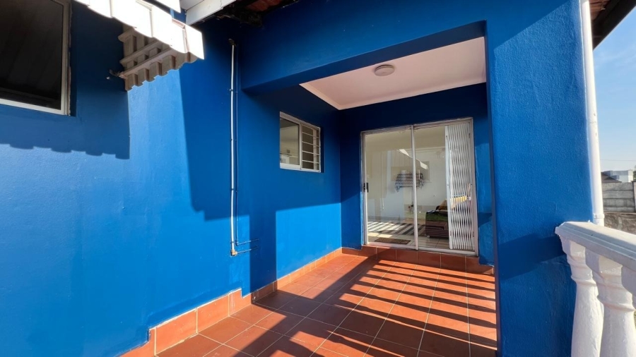 3 Bedroom Property for Sale in Ocean View KwaZulu-Natal