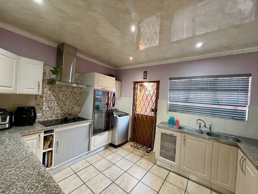 3 Bedroom Property for Sale in Bisley KwaZulu-Natal