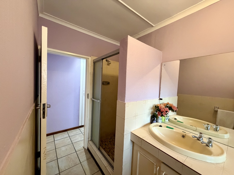 3 Bedroom Property for Sale in Bisley KwaZulu-Natal