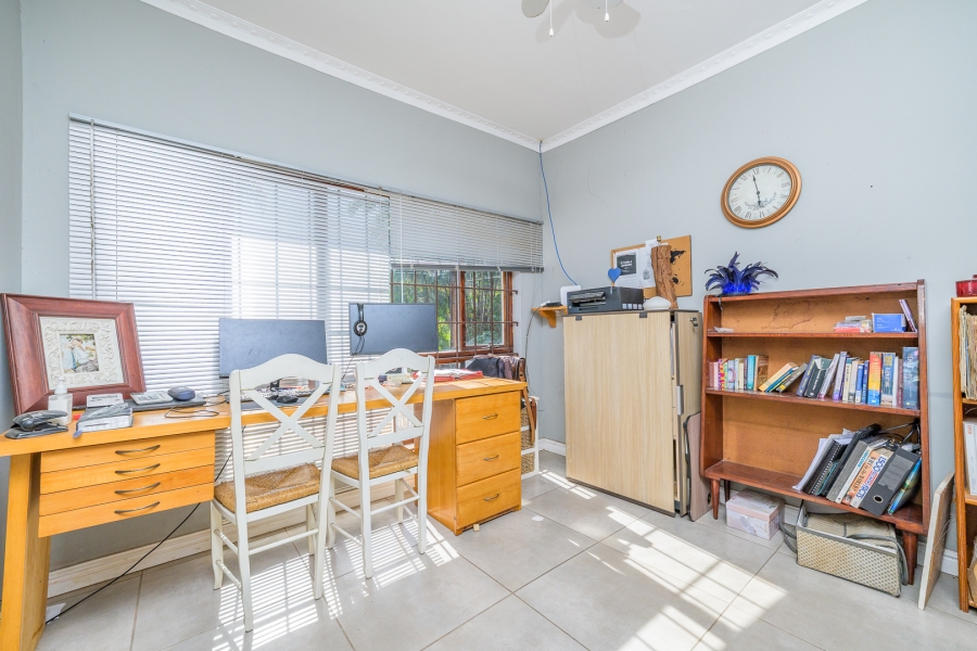 3 Bedroom Property for Sale in Woodside KwaZulu-Natal
