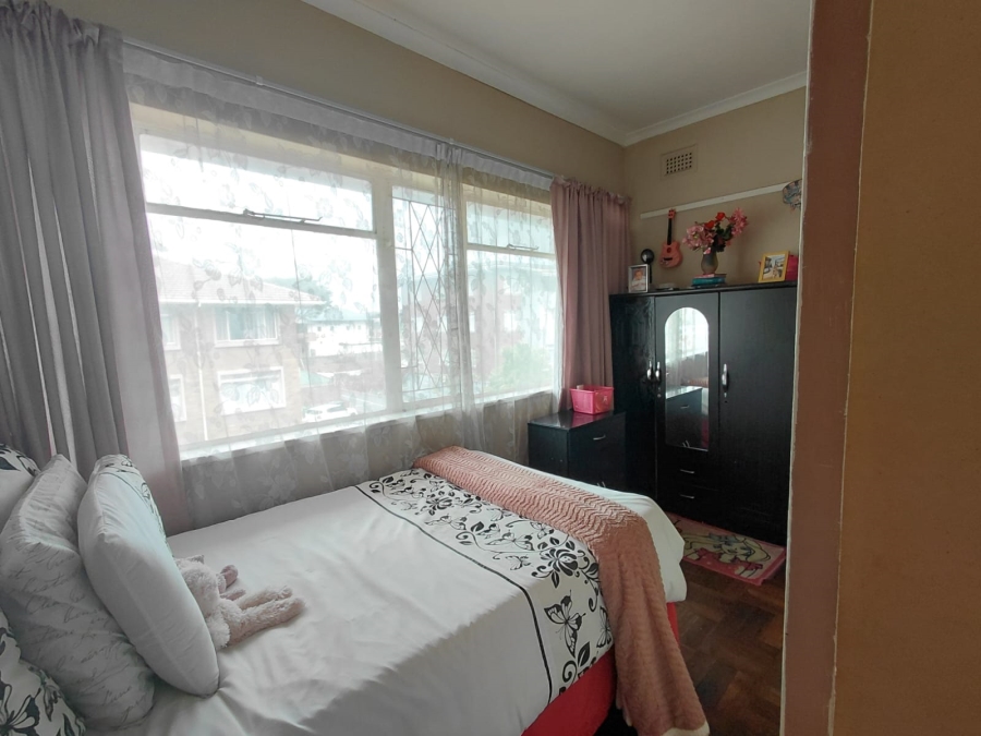 1 Bedroom Property for Sale in Westridge KwaZulu-Natal