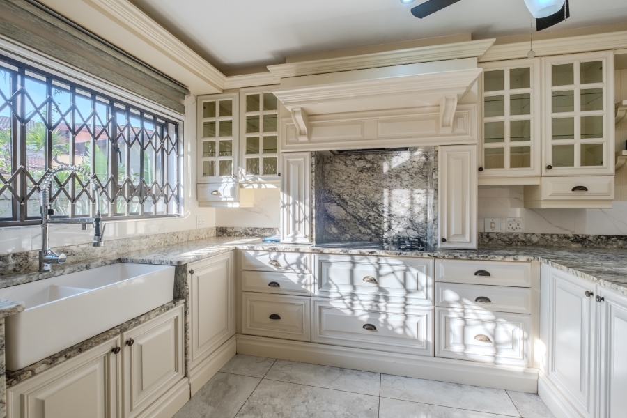 6 Bedroom Property for Sale in La Lucia KwaZulu-Natal