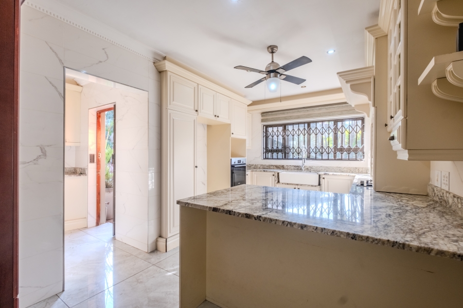 6 Bedroom Property for Sale in La Lucia KwaZulu-Natal