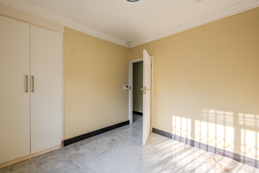 6 Bedroom Property for Sale in La Lucia KwaZulu-Natal