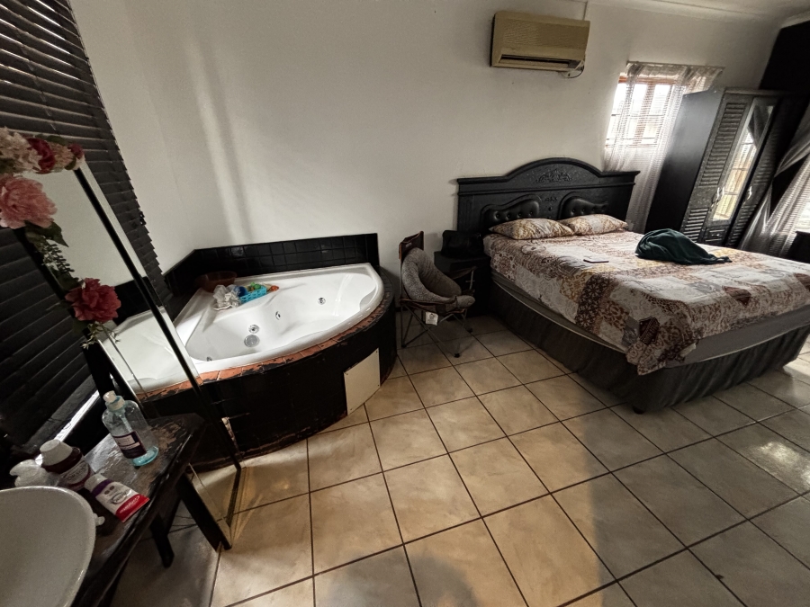 3 Bedroom Property for Sale in Lincoln Meade KwaZulu-Natal