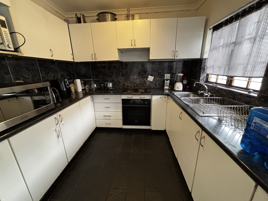 3 Bedroom Property for Sale in Lincoln Meade KwaZulu-Natal