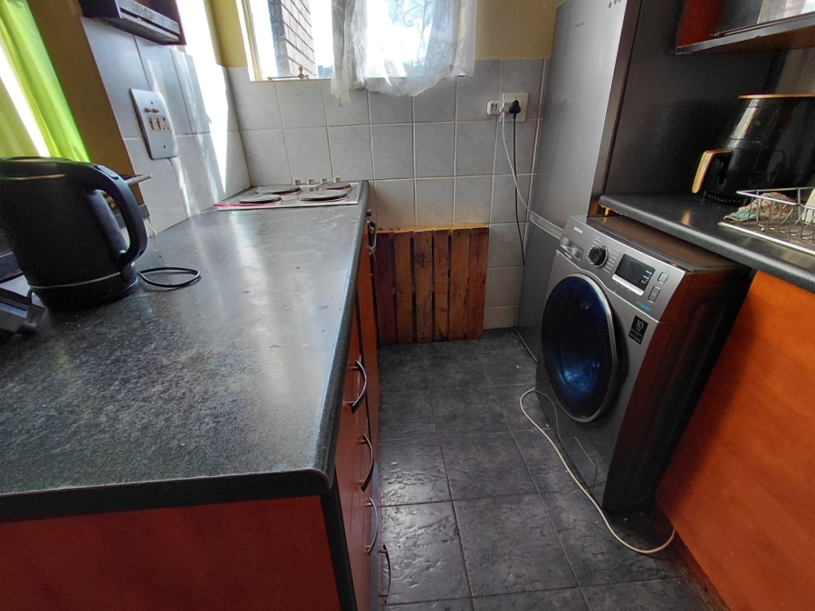 2 Bedroom Property for Sale in Essenwood KwaZulu-Natal